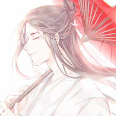 职校门口排起长队